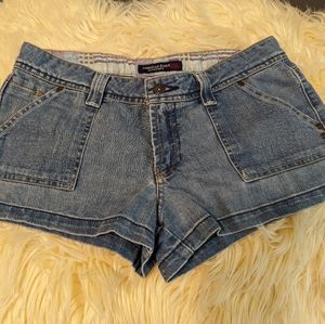 American Eagle jean shorts sz 8